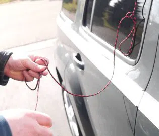 Lock Safe Services West Newton, MA 617-712-1220 - unlock-car